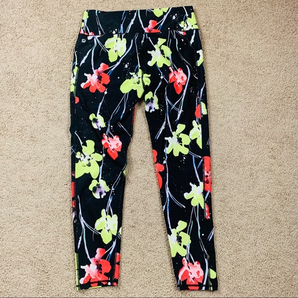 Fabletics Pants - Fabletics floral leggings